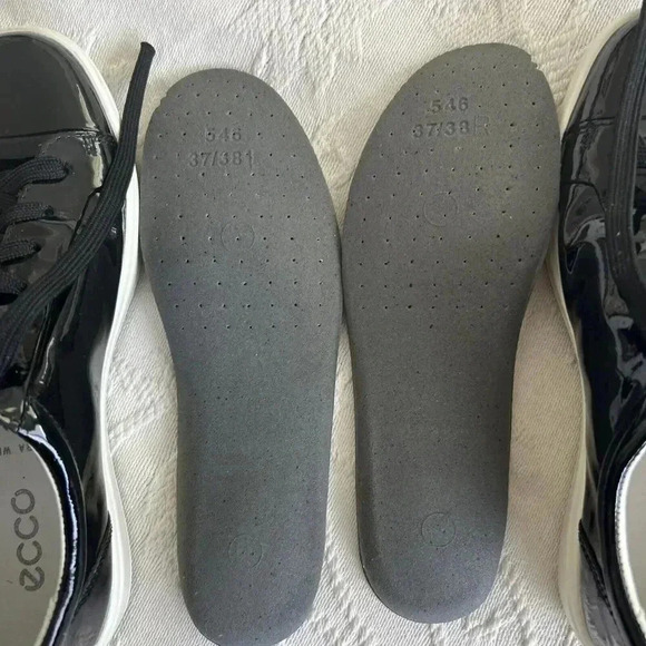 ECCO Soft 7 Womens Size 37 (US 6-6.5) Black Patent Leather Casual Sneakers Shoes - Picture 11 of 14